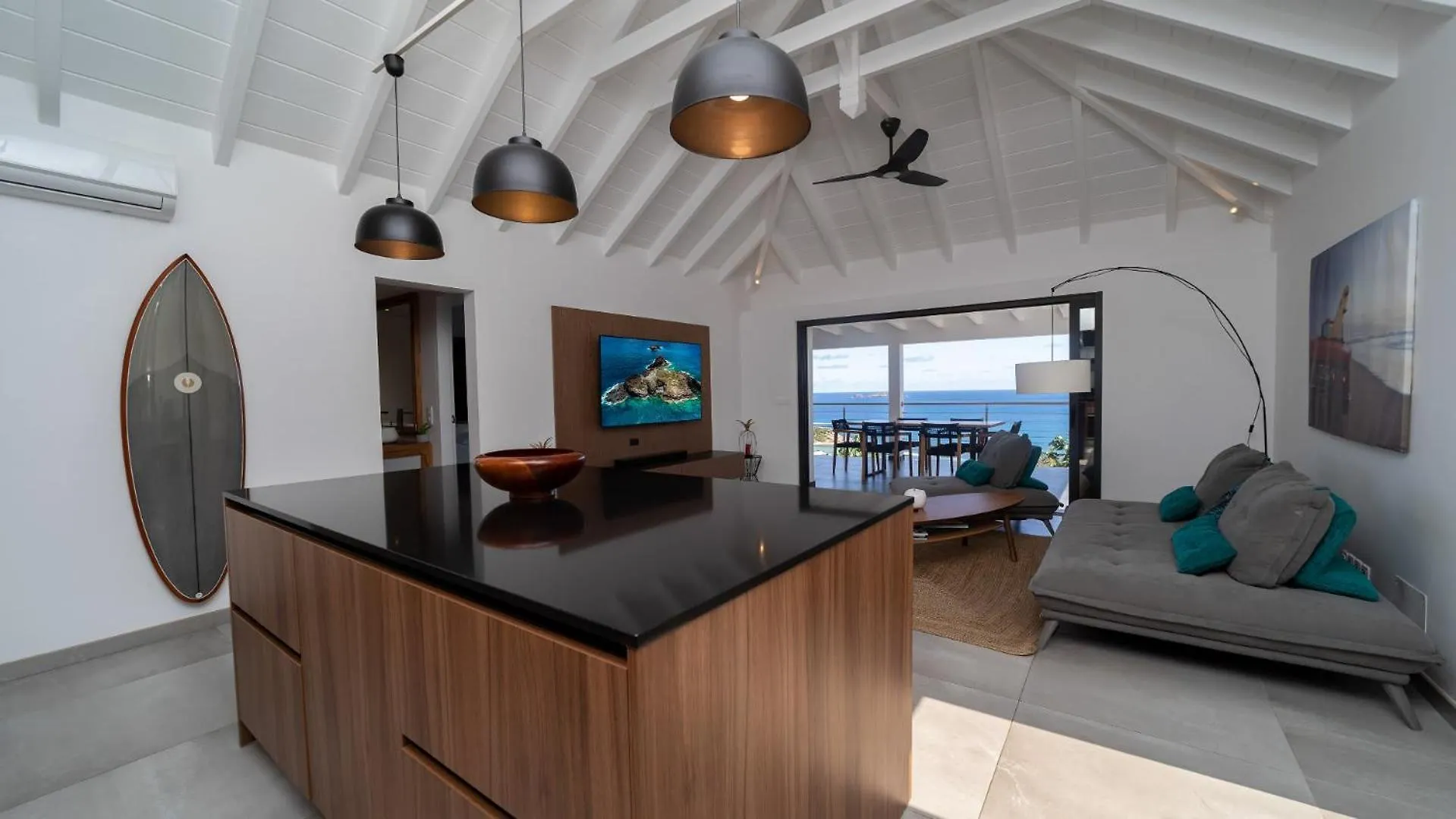 Ocean-Inspired Contemporary Villa Gustavia